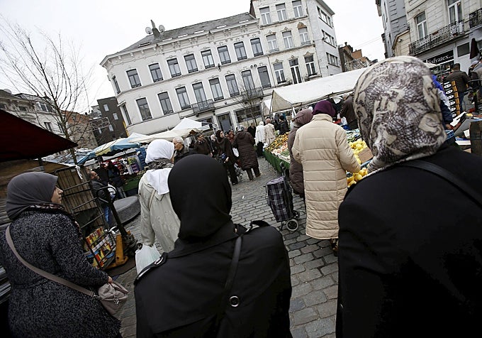 Mujeres musulmanas en uno de los barrios con más inmmigración de Europa: Molenbeek en Bruselas.