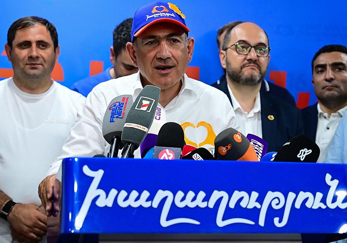 El europeísta Pashinián gana las elecciones de Armenia en plena tensión con Rusia, según los primeros resultados