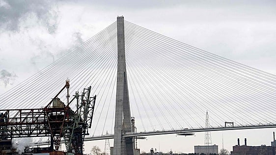 Se suspende indefinidamente la apertura del puente entre EE UU y Canadá