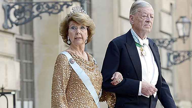 La princesa Désirée de Suecia excluye a su hijo de su herencia
