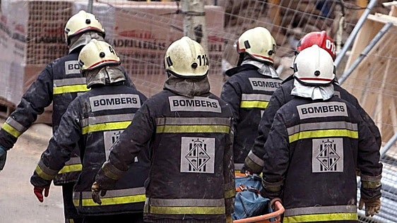 Mueren dos personas en un incendio en un bloque de viviendas de Mallorca