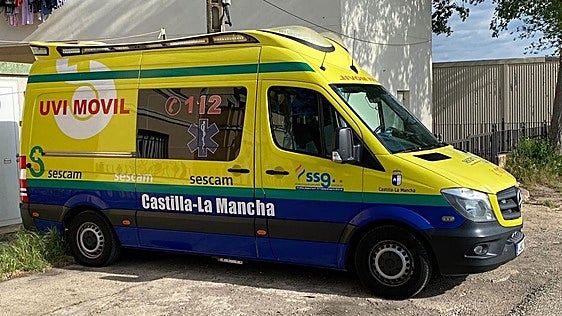 Muere un hombre tras caerle encima del cuello la persiana metálica de un bar en Cuenca