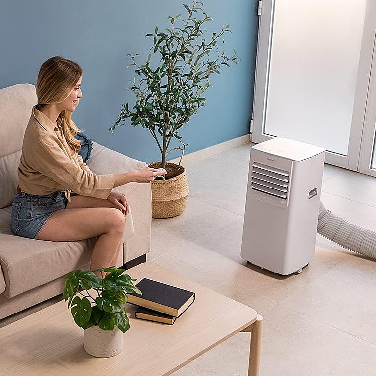 Se acabó pasar calor en casa con estos aires acondicionados portátiles