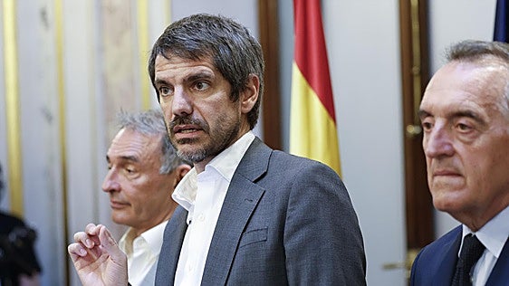 PSOE y Sumar desbloquean la ley para despenalizar las injurias a la Corona