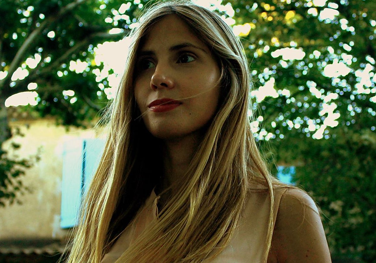 Paula Klein gana el Lumen de novela con otra disección de la impostura