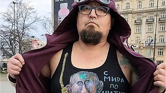 Asesinado a tiros un artista ruso disidente en Polonia, donde vivía exiliado