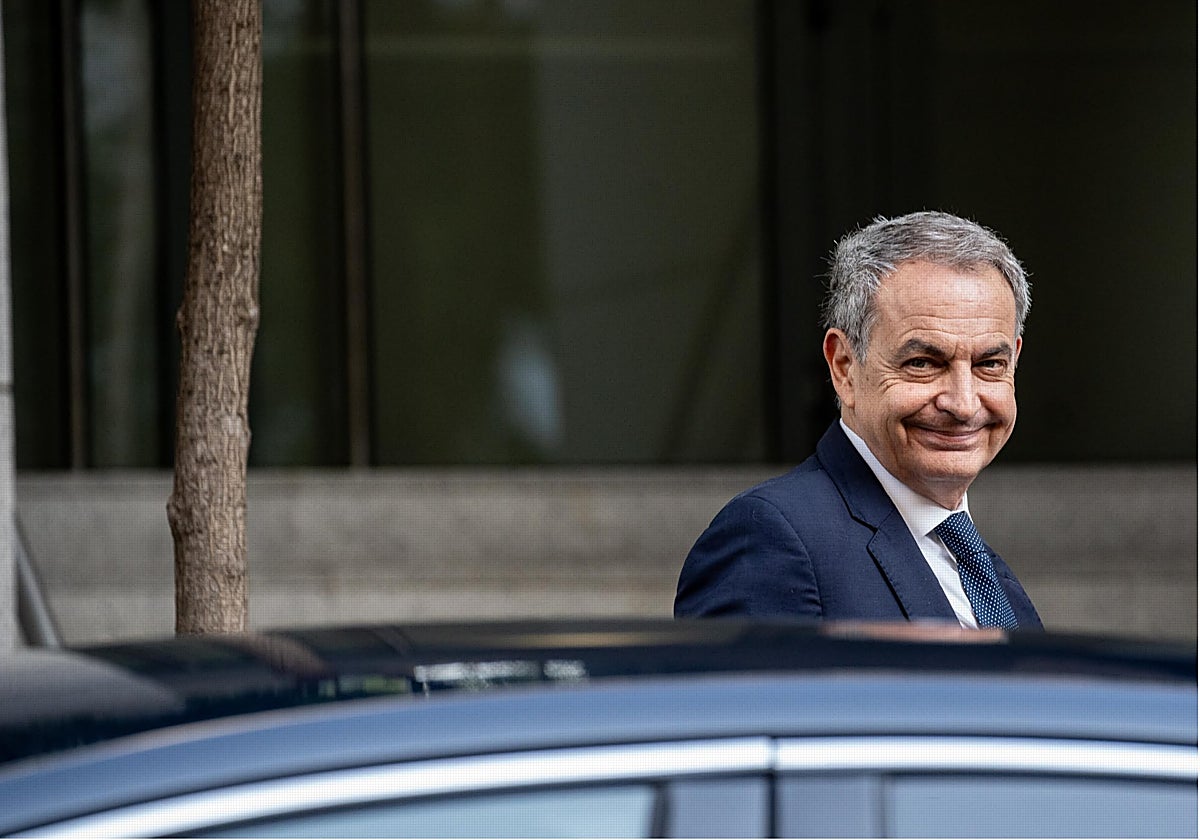Zapatero niega ante el juez que influyera o cobrara por el rescate de Plus Ultra