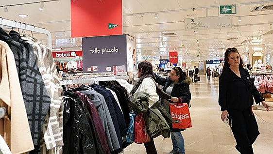 El Corte Inglés logra una mejora de su calificación crediticia a BBB