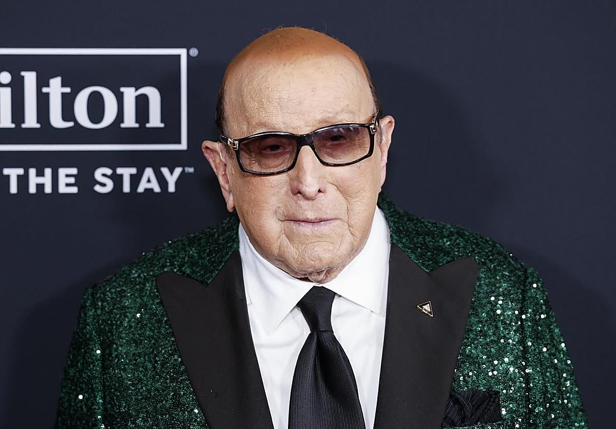 Whitney Houston'ı keşfeden ileri görüşlü Clive Davis 94 yaşında öldü