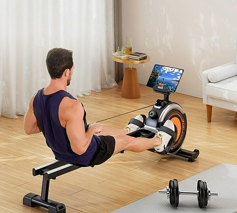 Los mejores remos eléctricos de gama media para entrenar en casa