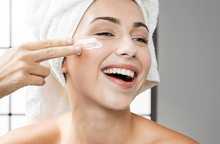 Si tienes la piel seca y sensible, necesitas la crema Caudalie Vinosource de hidratación intensa