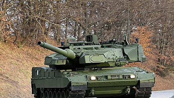 Alemania y Francia fabricarán el nuevo tanque europeo
