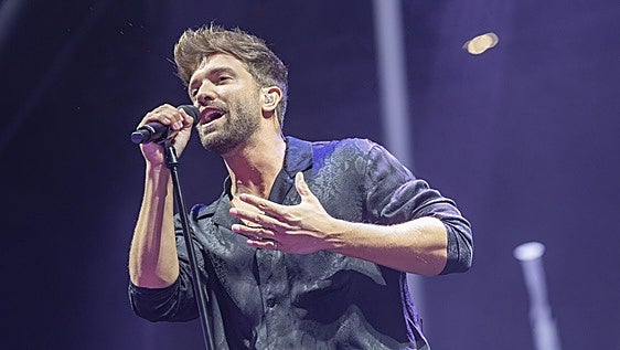Pablo Alborán confirma sobre el escenario su ruptura con Juan Sesma