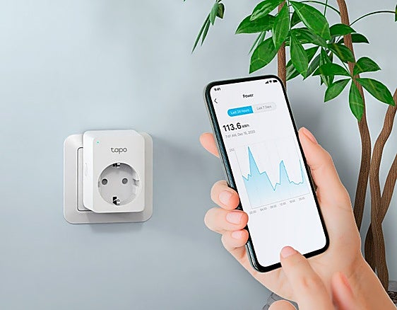 Si quieres ahorrar en la factura de la luz, hazte ya con el enchufe inteligente Tapo P110