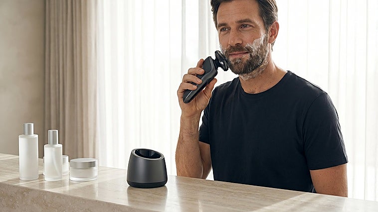 Analizamos la afeitadora eléctrica Braun Series 5 52-N7650CC que ofrece afeitado tanto en seco como en mojado