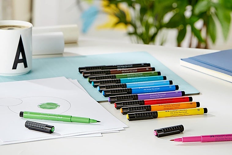 Analizamos el pack de 12 rotuladores de punta pincel de Faber‑Castell 267421