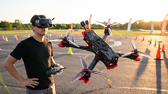 No te pierdas estos drones de carreras FPV para surcar los cielos