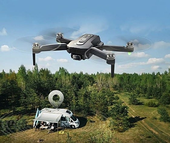 El dron Holy Stone HS460 con cámara 4K y retorno automático es perfecto para principiantes