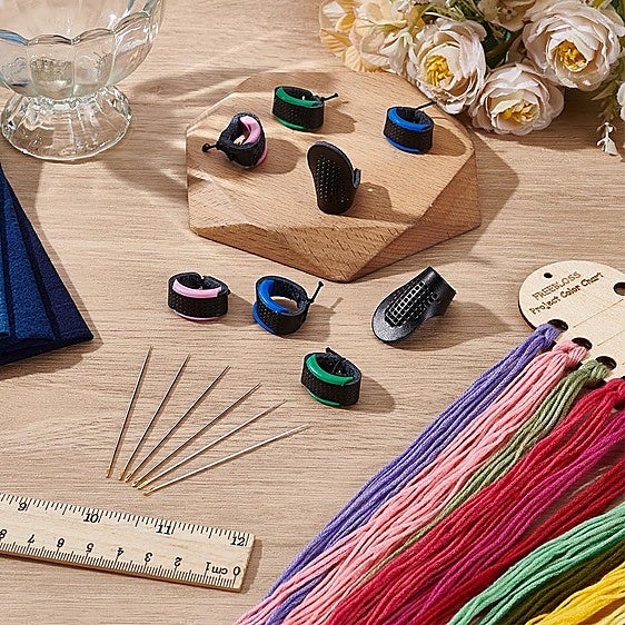 Si te gusta el bordado, no te pierdas estos sets de sashiko o calcetería