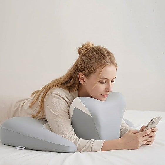 No te pierdas estas almohadas y cuñas de posicionamiento para dormir plácidamente y obtener un descanso real