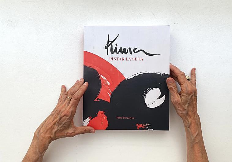 Imagen principal - Kima Guitart, 50 años y más de arte sobre la seda