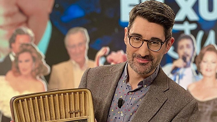 Alejandro Macías: «Franco utilizó la televisión para proyectar en el extranjero unas libertades que no existían en España»
