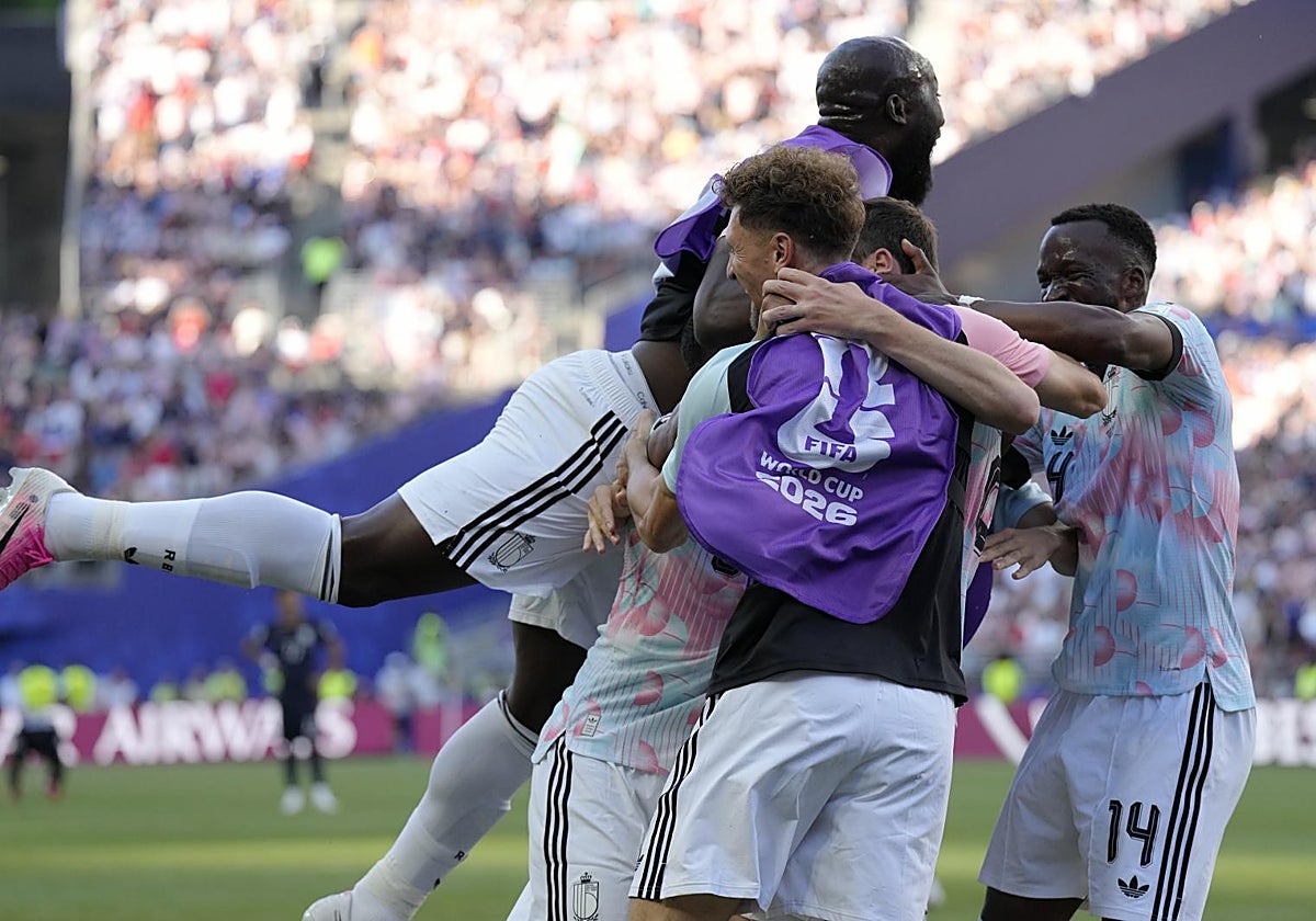 Jugadores belgas celebran la clasificación ante Estados Unidos.
