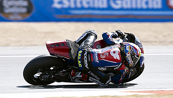 Filip Salac se estrena en Moto2 tras un error fatal de Manu González