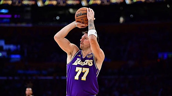 Los nuevos Lakers comienzan en Eslovenia invitados por Doncic