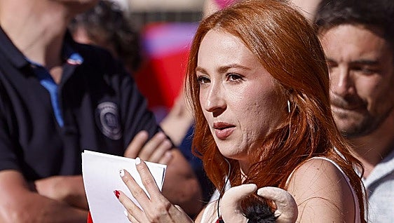 La vacilada de un ciclista a Erola Jons en La Vuelta
