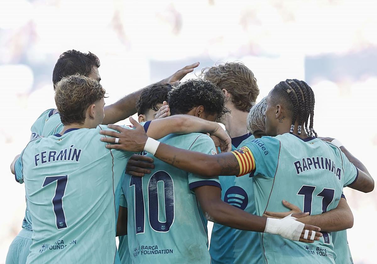 El Barça gana y aprende en el Ciutat
