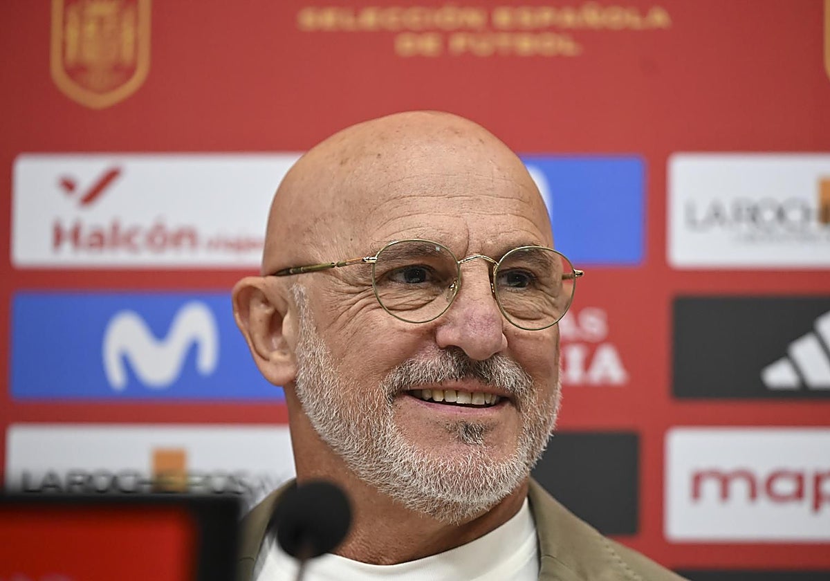 Luis de la Fuente, durante una rueda de prensa.