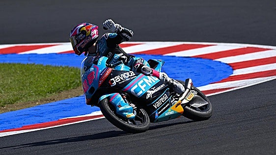 La novena de Máximo Quiles le da la primera bola de título en Moto3