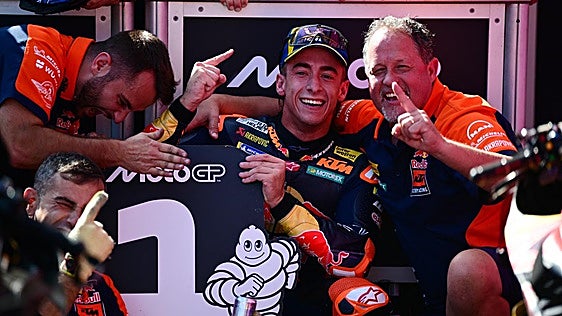 Pedro Acosta gana su primera carrera en MotoGP