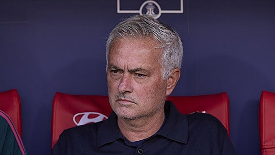 Mourinho vuelve a las andadas