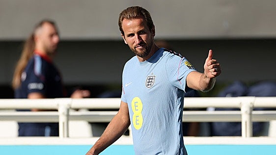 Harry Kane, de goleador a pateador en la NFL
