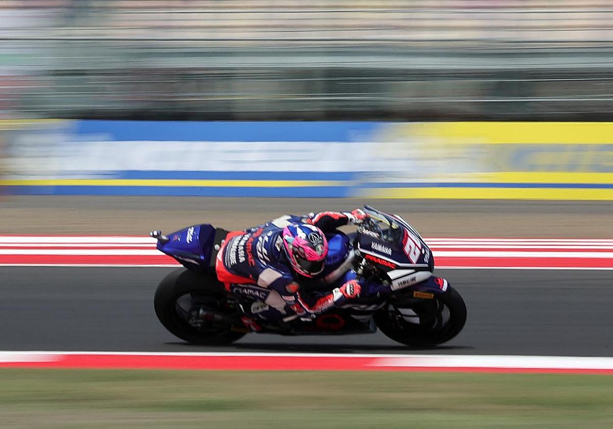 Tercera victoria seguida de Izan Guevara que pone Moto2 al rojo vivo | La Verdad