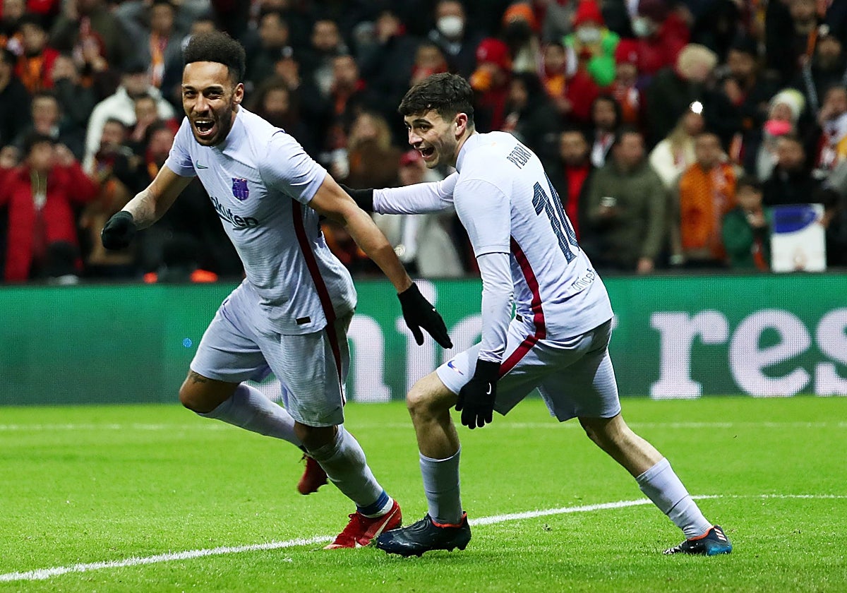 Aubameyang y Pedri, goleadores en la última victoria del Barça ante el Galatasaray en Estambul.