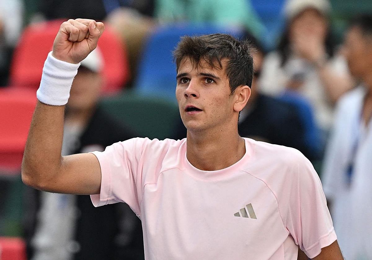 Rafa Jódar celebra su victoria ante Botic van de Zandschulp