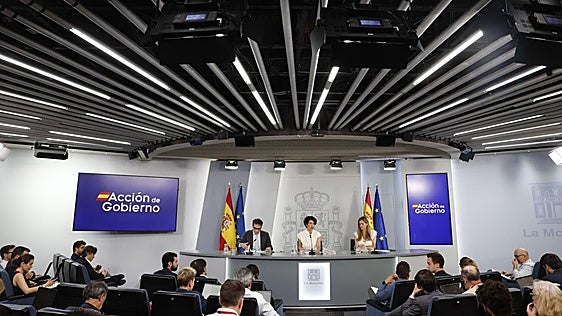 El Gobierno recorta las ayudas a los combustibles: 15 céntimos en julio, 10 en agosto y 5 en septiembre