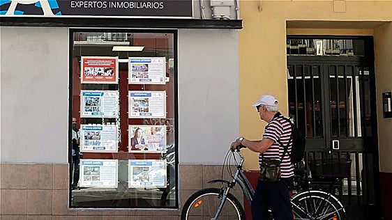 El euríbor se estabiliza en el 2,8% pero no evita el encarecimiento de las hipotecas
