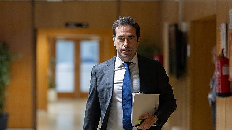 El Gobierno retomará en septiembre la tramitación de la Autoridad de Defensa del Cliente Financiero