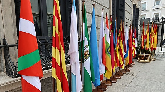 Las autonomías deberán recortar su gasto público al pagar el triple de intereses por la deuda entre 2022 y 2029