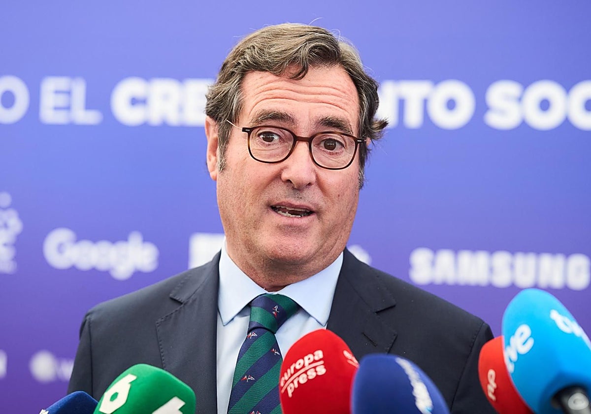 El presidente de la CEOE ve «complicado» alcanzar nuevos acuerdos con Díaz