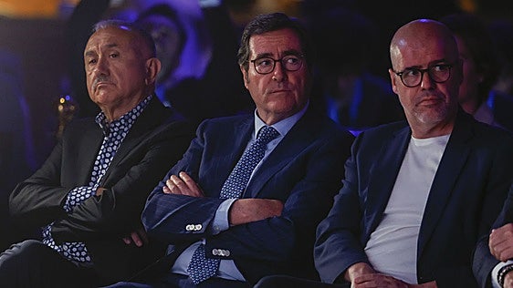 El Gobierno crispa un diálogo social en horas bajas