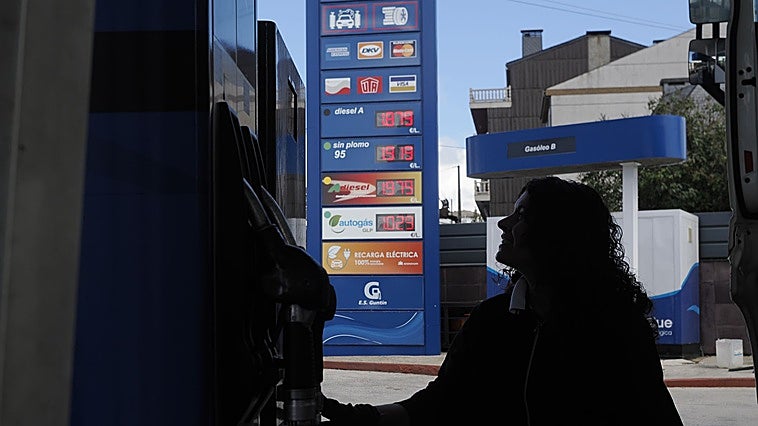 Las gasolineras exigen al Gobierno el regreso «urgente» de los descuentos a los carburantes