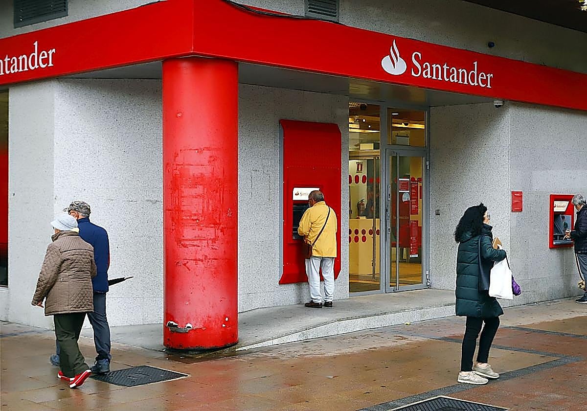 Santander gana 11.170 millones hasta septiembre, un 16% más