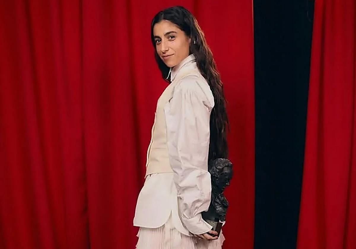 Carolina Yuste da un paso al frente para apoyar a su novio, Hector Bellerín, tras recibir insultos homófobos
