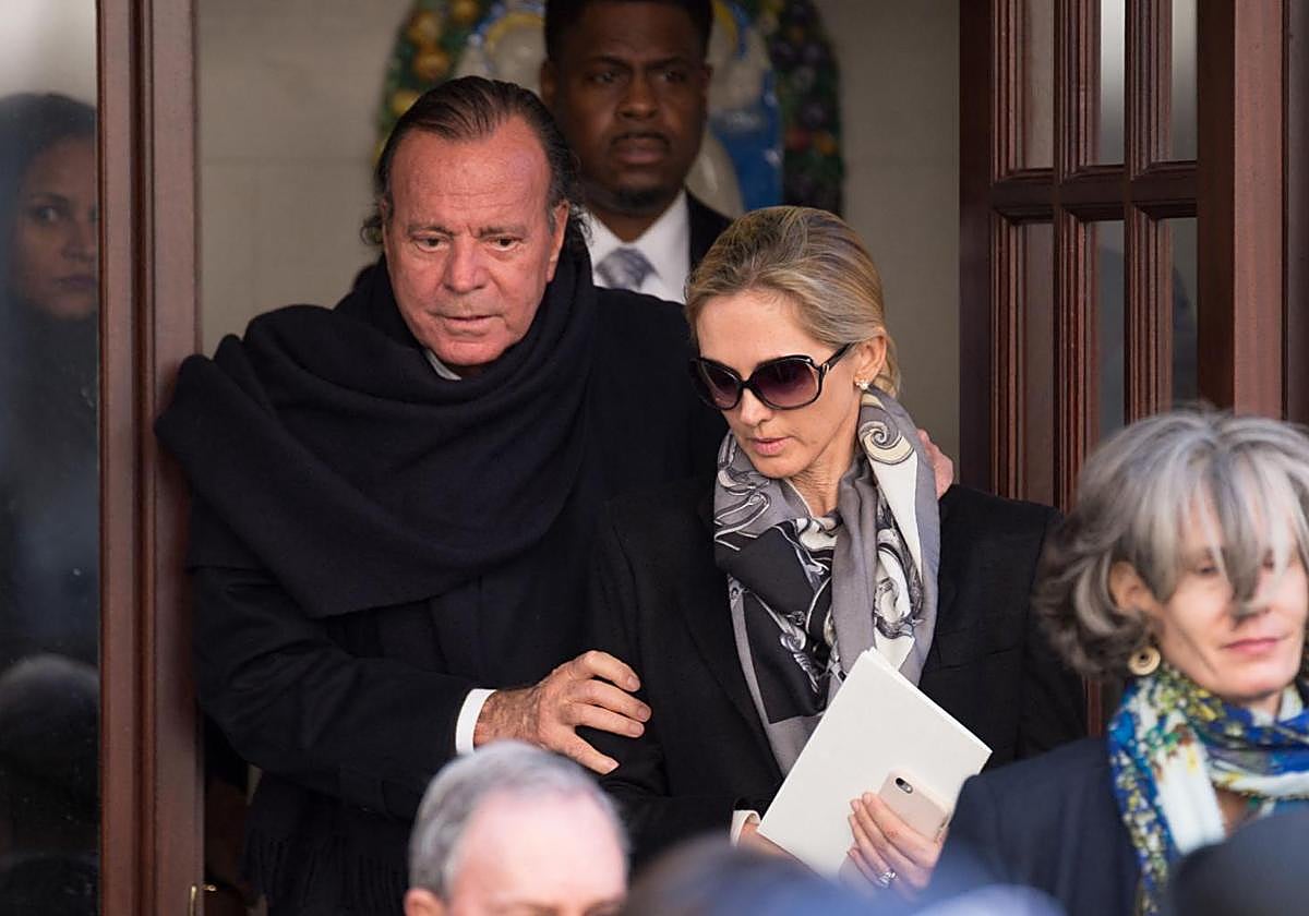 Julio Iglesias y Miranda Rijnsburger declararán ante un juez de Miami este viernes