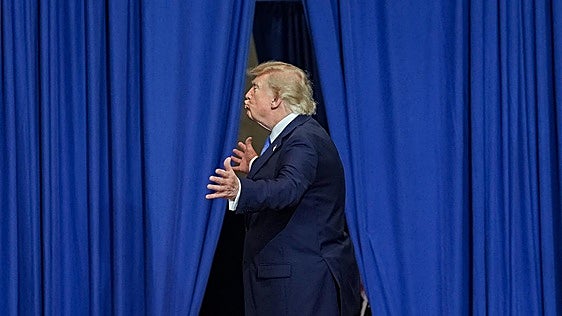 Trump anuncia que «muy pronto» Ormuz será «un territorio de EE UU» pero Irán lo niega